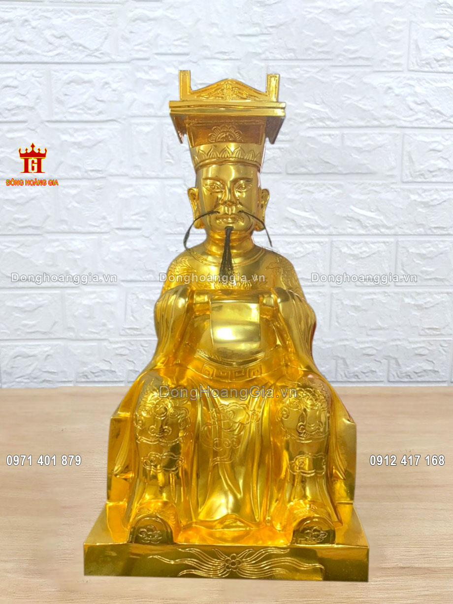 Tượng vua cha bát hải bằng đồng dát vàng là dòng sản phẩm cao cấp tại Hoàng Gia